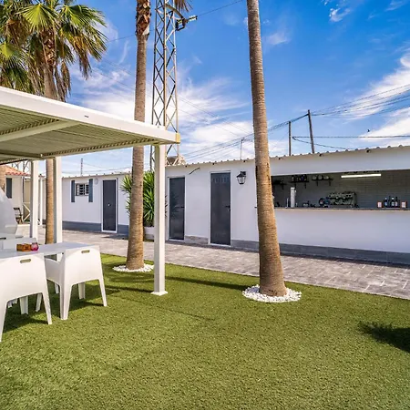 Stunning In With Swimming Pool Apartment Chipiona